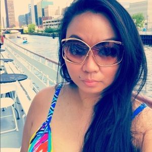 Meet your Posher, Jhoanna